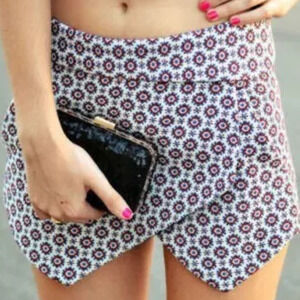 ZARA Envelope Skort w Pockets XS Womens Jacquard Knit Woven Shorts Floral Casual
